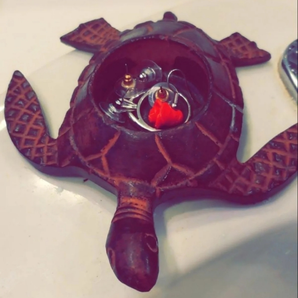 Jewelry holder